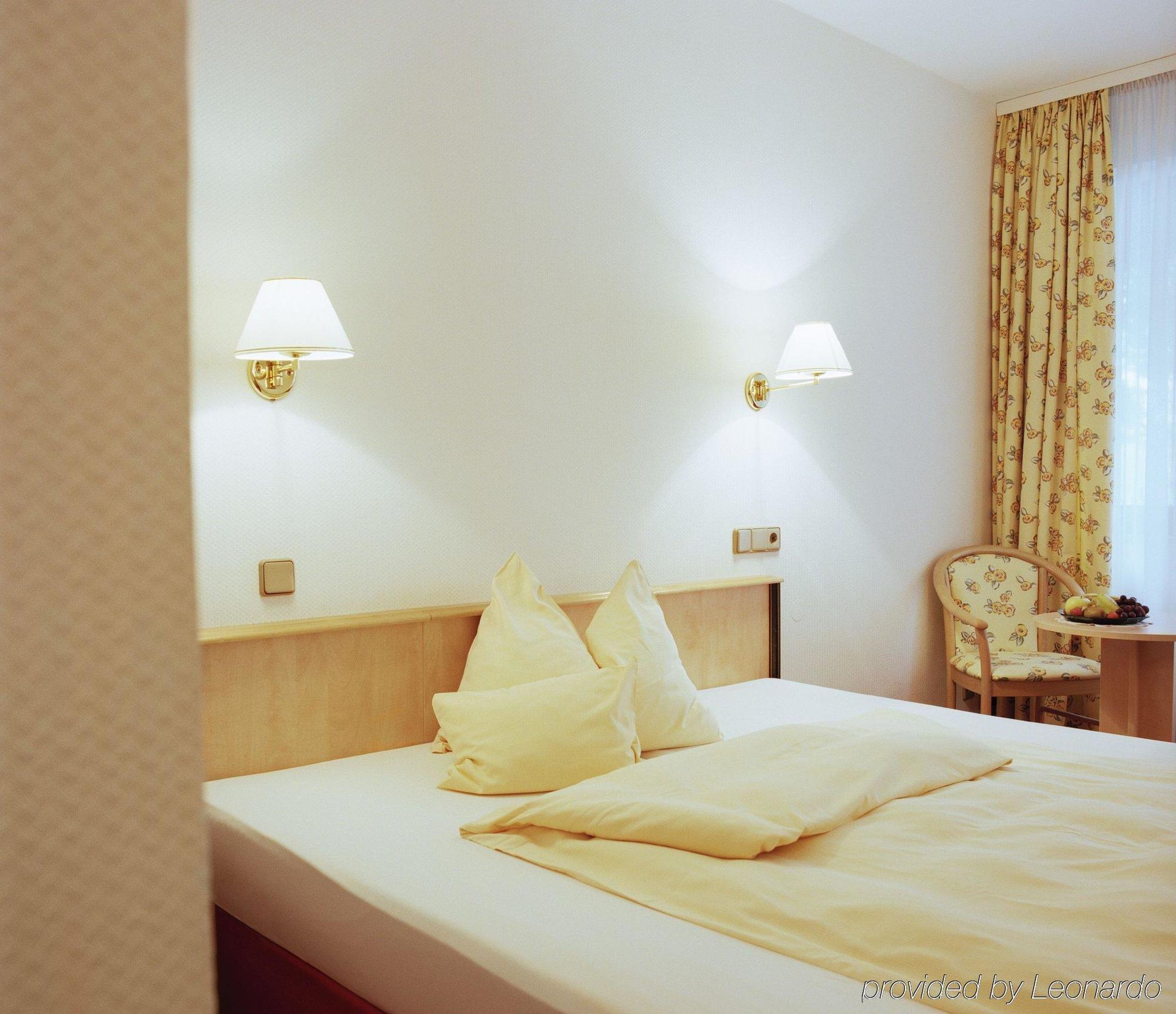 Hotel Rheinterrasse Benrath Düsseldorf Dış mekan fotoğraf
